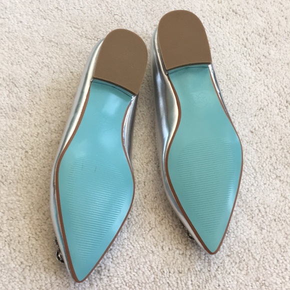 NWB Betsey Johnson Diana Jeweled Flat - Picture 4 of 5